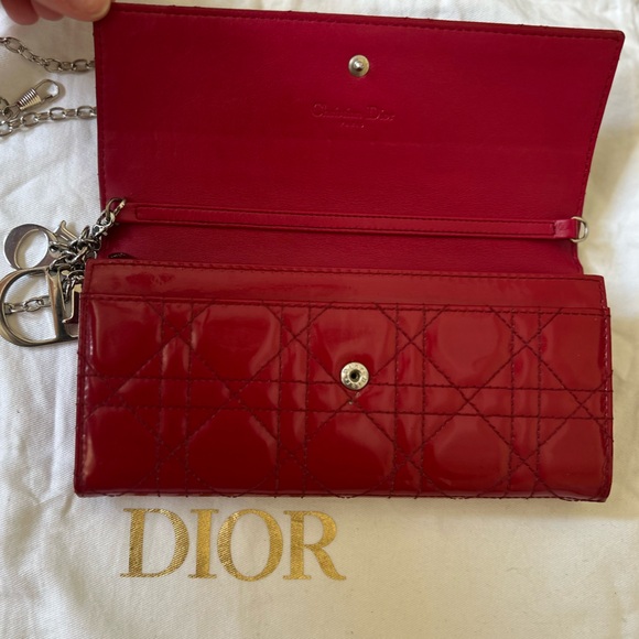 Lady Dior Cannage Quilted Cherry Red Patent Leather Calfskin Wallet Bag & Chain - Picture 17 of 17